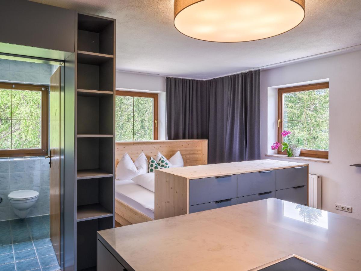 Design Apartments & Zimmer - Zugspitze Leutasch Exterior photo